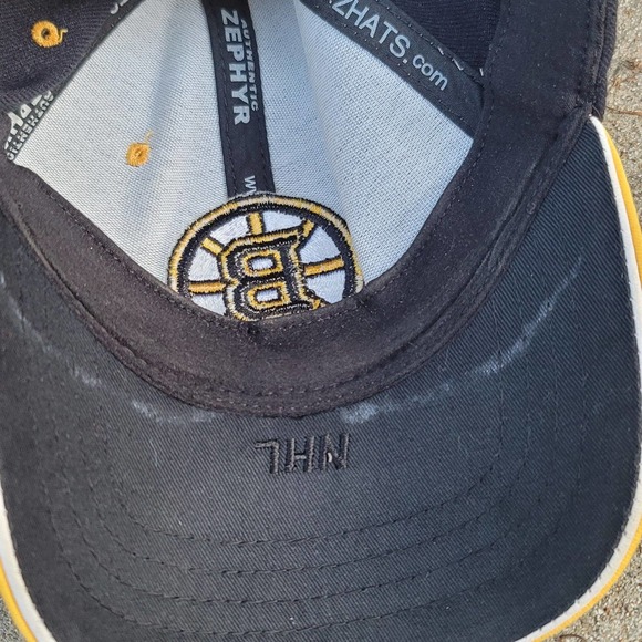 Zephyr Boston Bruins Fitted Hat NHL - Picture 7 of 7